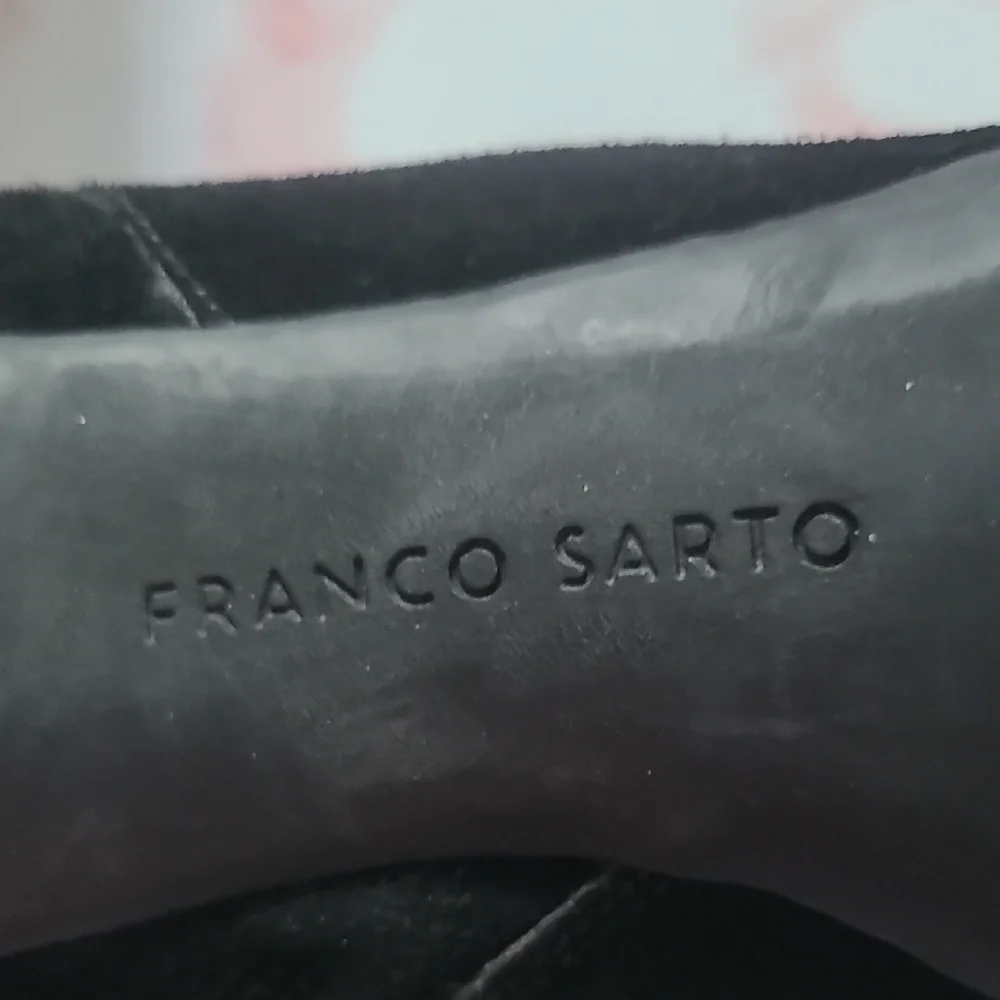 EUC Franco Sarto Idrina Black Suede Ankle Boots Gold Straps Sz 7.5M